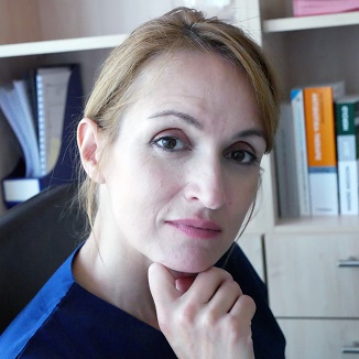 Dr. Ksenia Martchenko